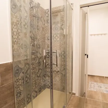 Giusy Rooms بيت ضيافة 3*