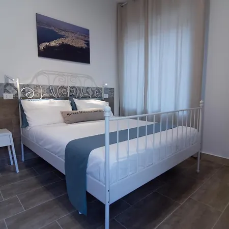 Giusy Rooms بيت ضيافة